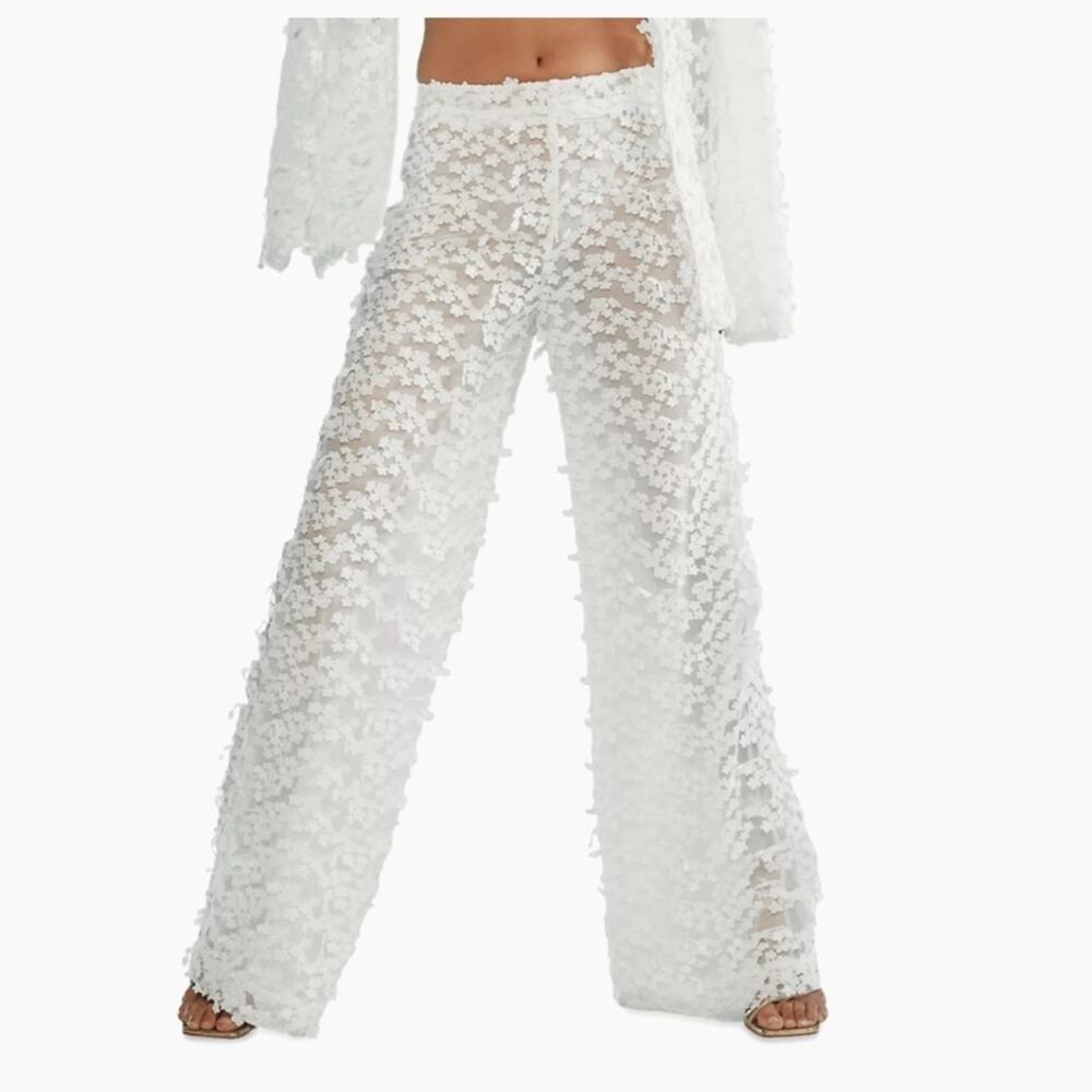 Cynthia Rowley 3D Tulle Floral Appliqué Wide-Leg Pants - Picture 11 of 12